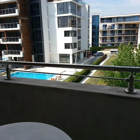 Eden - Menada Apartamento *