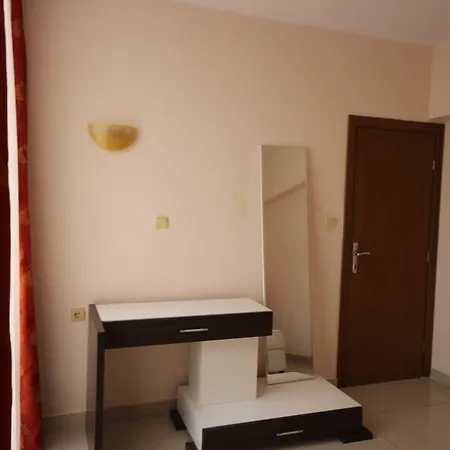 Eden - Menada * Napospart