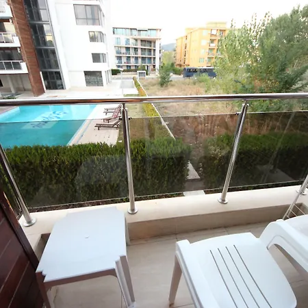 Eden - Menada Napospart