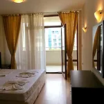 Eden - Menada Apartamento *